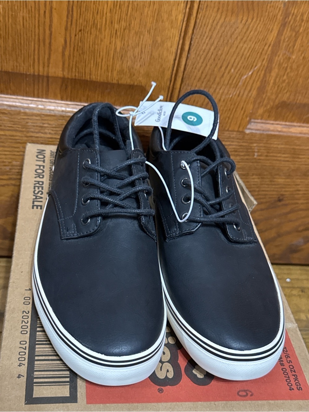Men's 9 Goodfellow & Co Black Lace-Up Casual Sneakers